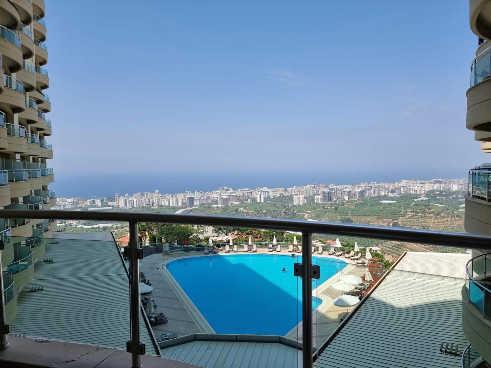 Luxery Suite Goldcity Gold City Аланя Стая снимка
