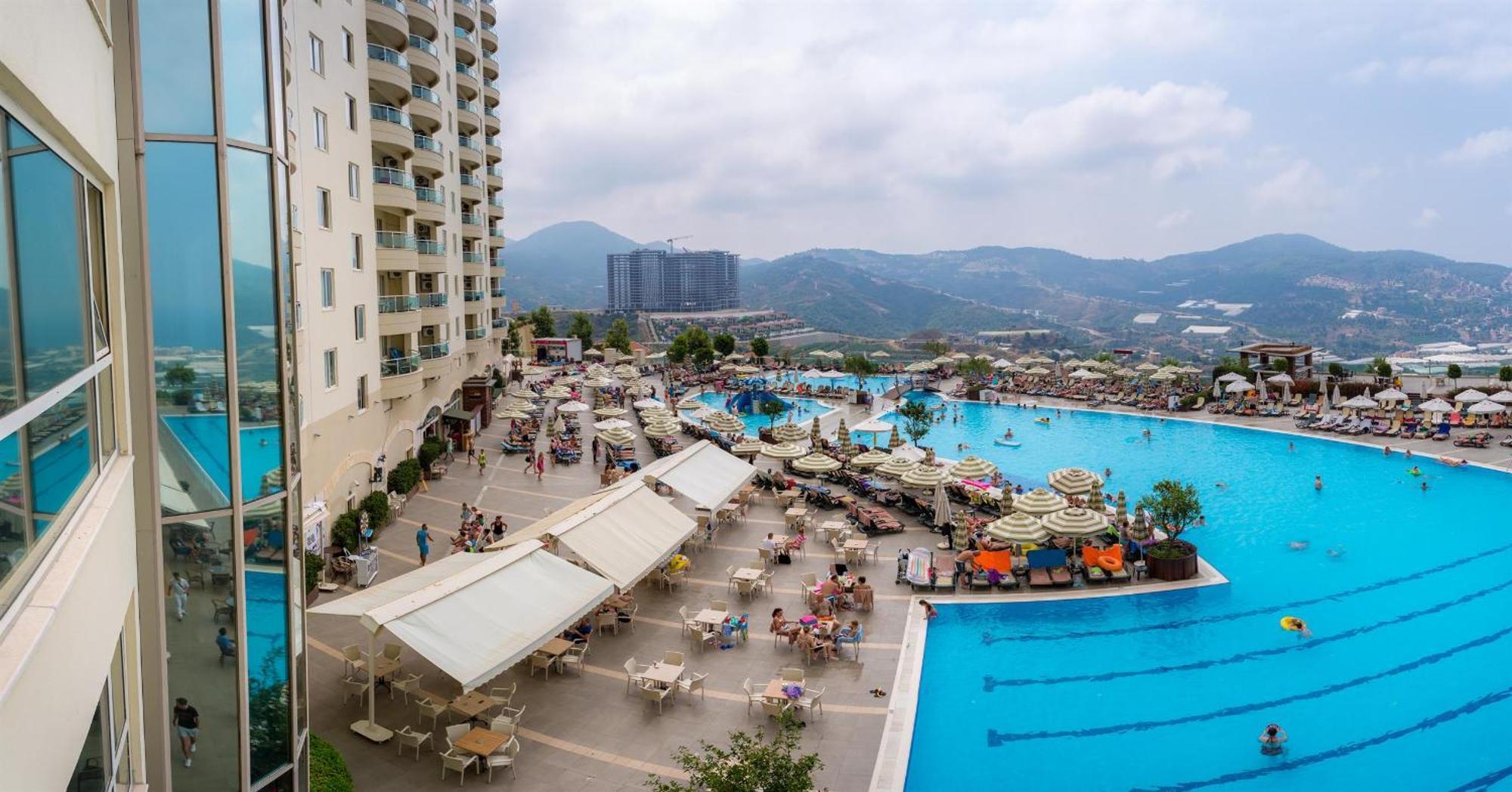 Luxery Suite Goldcity Gold City Аланя Екстериор снимка